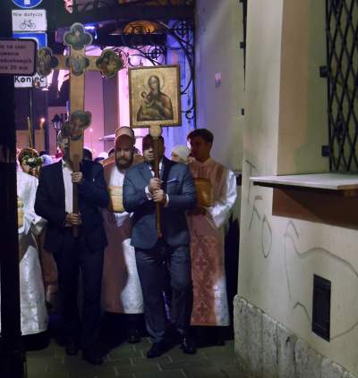 Prawosławna Wielkanoc w Krakowie, kilkugodzinna nocna liturgia - zdjęcie 41