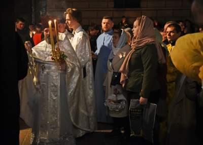 Prawosławna Wielkanoc w Krakowie, kilkugodzinna nocna liturgia - zdjęcie 44