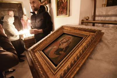 Prawosławna Wielkanoc w Krakowie, kilkugodzinna nocna liturgia - zdjęcie 7