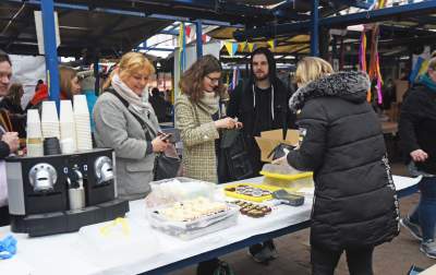 Stary Kleparz opanowala zupa (i nie tylko) dla Ukrainy. Inicjatywa działa dalej - zdjęcie 9