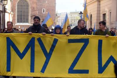 Marsz solidarności z walczącą Ukrainą. Dwa miesiące temu Rosja rozpoczęła inwazję - zdjęcie 10