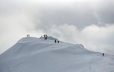 Co dziesiąty Polak w wysokie góry idzie w adidasach. Akcja TOPR - zdjęcie 13