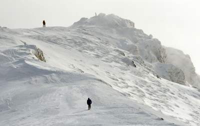 Co dziesiąty Polak w wysokie góry idzie w adidasach. Akcja TOPR - zdjęcie 3
