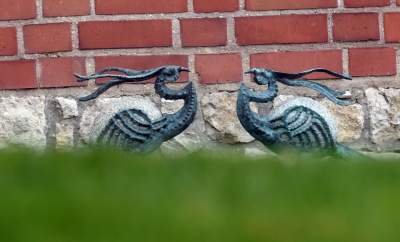 Smoczy Ogród na Wawelu, a w nim wystawa rzeźb Bronisława Chromego - zdjęcie 10