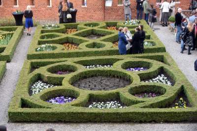 Smoczy Ogród na Wawelu, a w nim wystawa rzeźb Bronisława Chromego - zdjęcie 35