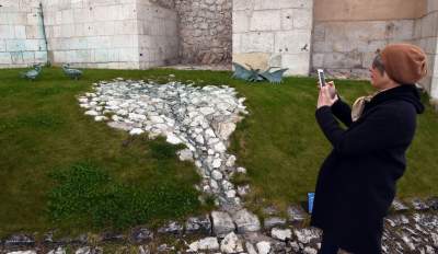 Smoczy Ogród na Wawelu, a w nim wystawa rzeźb Bronisława Chromego - zdjęcie 17