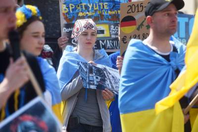 Protestują każdego dnia wojny. W samo południe na Rynku - zdjęcie 19