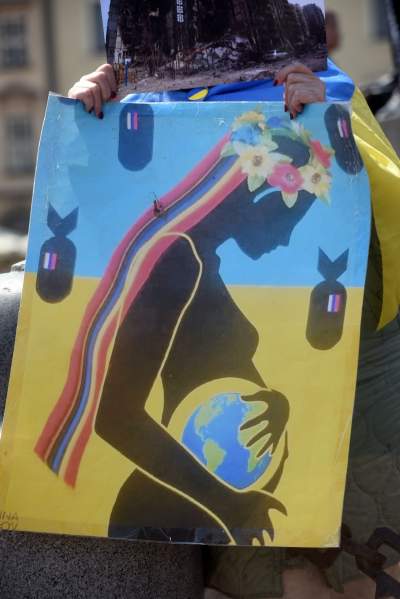 Protestują każdego dnia wojny. W samo południe na Rynku - zdjęcie 17