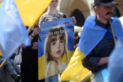 Protestują każdego dnia wojny. W samo południe na Rynku - zdjęcie 18