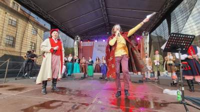 Znów tłum na Małym Rynku. Najsympatyczniejsze świętowanie - zdjęcie 11