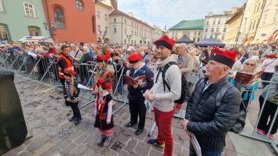 Znów tłum na Małym Rynku. Najsympatyczniejsze świętowanie - zdjęcie 16