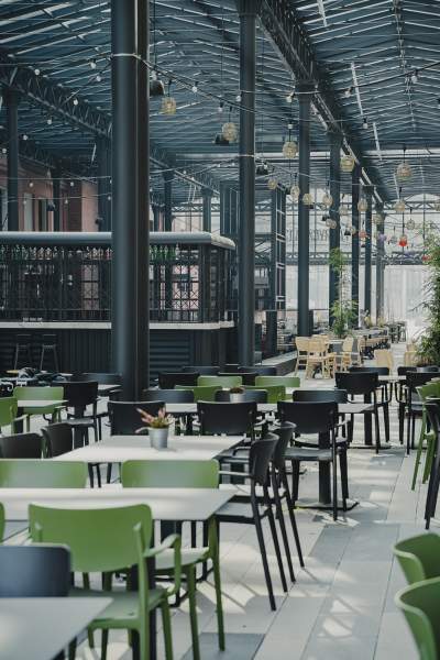 Chwalą się, że to największy zadaszony ogródek knajpiany w Krakowie - zdjęcie 5