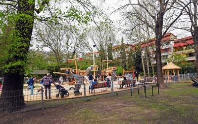 Młynówka Królewska – najdłuższy park w Polsce! Ahoj przygodo na nowym placu zabaw - zdjęcie 18