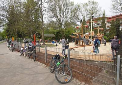 Młynówka Królewska – najdłuższy park w Polsce! Ahoj przygodo na nowym placu zabaw - zdjęcie 20
