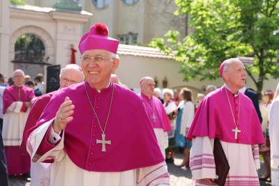 Procesja na Skałkę, fot. Archidiecezja Krakowska - zdjęcie 37