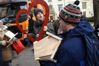 Szturm na magistrat. Każdy chciał to dostać - zdjęcie 2