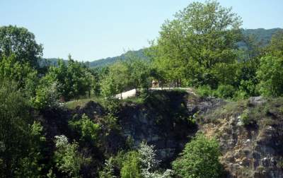 Nadal szukają tu dzikiego Zakrzówka. Oficjalnie wstęp wzbroniony - zdjęcie 8