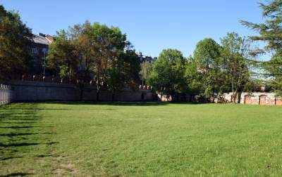 Teren zakonu stał się miejscem rekreacji - zdjęcie 8