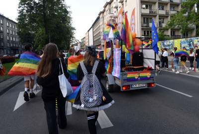 Radosny Marsz Równości w Krakowie: tu jest normalna Polska - zdjęcie 54