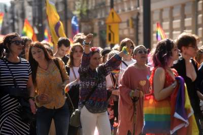 Radosny Marsz Równości w Krakowie: tu jest normalna Polska - zdjęcie 24