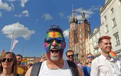 Radosny Marsz Równości w Krakowie: tu jest normalna Polska - zdjęcie 44