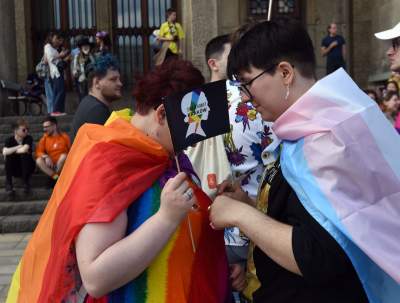 Radosny Marsz Równości w Krakowie: tu jest normalna Polska - zdjęcie 3