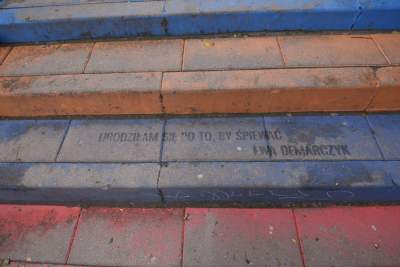 Kolorowe schody znów do remontu. Przyciągały tysiące turystów - zdjęcie 7