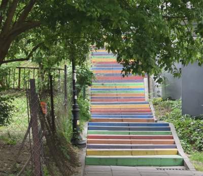 Kolorowe schody znów do remontu. Przyciągały tysiące turystów - zdjęcie 4