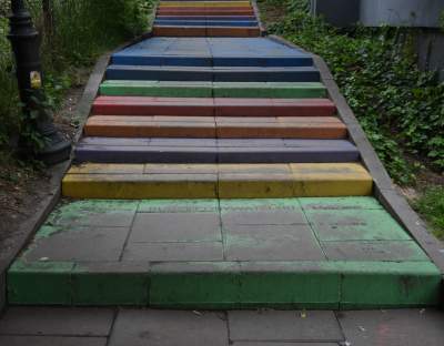 Kolorowe schody znów do remontu. Przyciągały tysiące turystów - zdjęcie 6