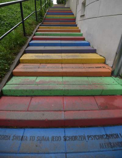 Kolorowe schody znów do remontu. Przyciągały tysiące turystów - zdjęcie 9