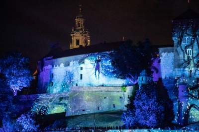 Tak Netflix wykorzystał Wawel do akcji promocyjnej. Nocny pokaz - zdjęcie 8