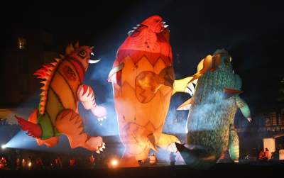 Pofrunął nawet pomnik Smoka Wawelskiego. Wielki pokaz nad Wisłą - zdjęcie 73