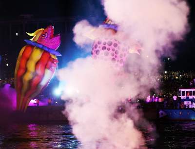 Pofrunął nawet pomnik Smoka Wawelskiego. Wielki pokaz nad Wisłą - zdjęcie 41