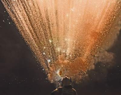 Pofrunął nawet pomnik Smoka Wawelskiego. Wielki pokaz nad Wisłą - zdjęcie 76