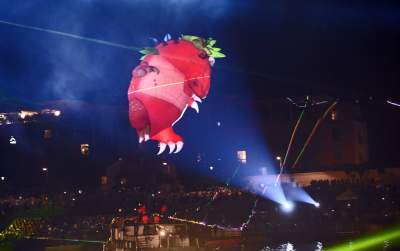 Pofrunął nawet pomnik Smoka Wawelskiego. Wielki pokaz nad Wisłą - zdjęcie 62