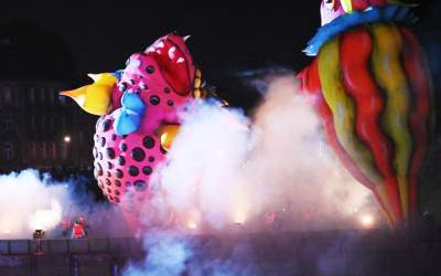 Pofrunął nawet pomnik Smoka Wawelskiego. Wielki pokaz nad Wisłą - zdjęcie 25