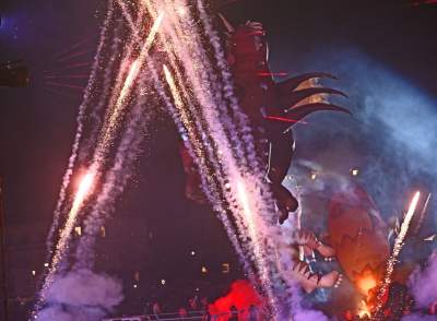 Pofrunął nawet pomnik Smoka Wawelskiego. Wielki pokaz nad Wisłą - zdjęcie 70