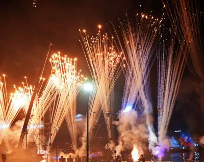 Pofrunął nawet pomnik Smoka Wawelskiego. Wielki pokaz nad Wisłą - zdjęcie 74