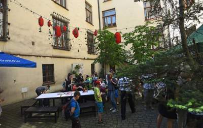 Piknik przed magistratem: smoki, zioła i scena przed urzędem - zdjęcie 7