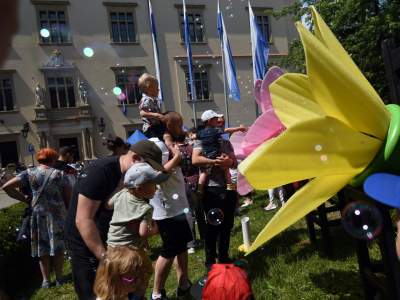 Piknik przed magistratem: smoki, zioła i scena przed urzędem - zdjęcie 5