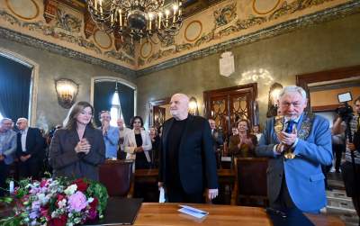 Andrzej Mleczko odbiera tytuł honorowego obywatela Krakowa, fot. Marek Lasyk - zdjęcie 17
