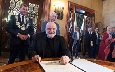 Andrzej Mleczko odbiera tytuł honorowego obywatela Krakowa, fot. Marek Lasyk - zdjęcie 18