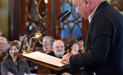 Andrzej Mleczko odbiera tytuł honorowego obywatela Krakowa, fot. Marek Lasyk - zdjęcie 16