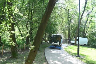 Dosłownie odlotowy park na Klinach, nawiązuje do historii... - zdjęcie 11