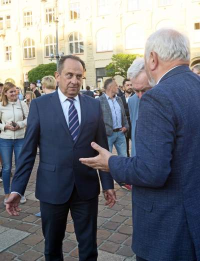 Zaczęło się odlicznie. Urzędnicy uruchomili specjalny zegar - zdjęcie 12