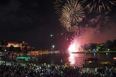 Historia „Wianków”: dobra zabawa i piękne kobiety z kwiatami we włosach - zdjęcie 36