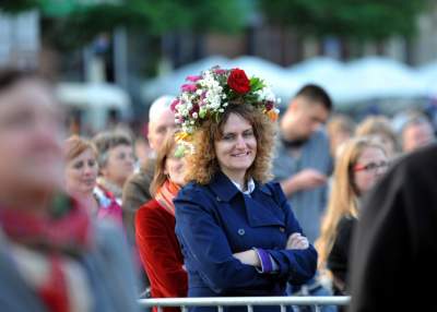 Historia „Wianków”: dobra zabawa i piękne kobiety z kwiatami we włosach - zdjęcie 33