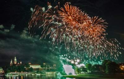 Historia „Wianków”: dobra zabawa i piękne kobiety z kwiatami we włosach - zdjęcie 35