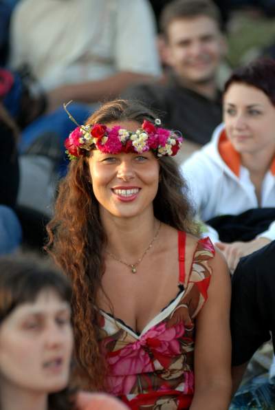 Historia „Wianków”: dobra zabawa i piękne kobiety z kwiatami we włosach - zdjęcie 27