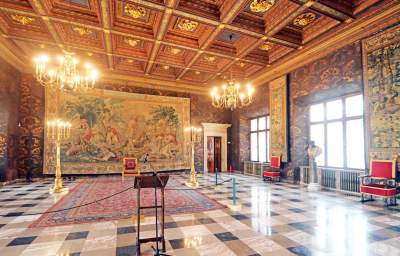 Nowy Skarbiec Koronny na Wawelu, spektakularny mapping na dziedzińcu - zdjęcie 8